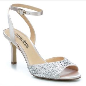 Badgley Mischka Zoelle Heels
